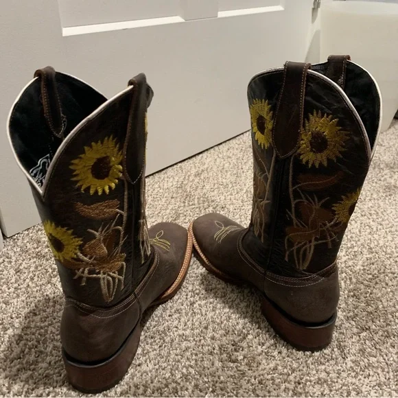 *NEW* Authentic Mexican-Made Boots - Picture 5 of 7